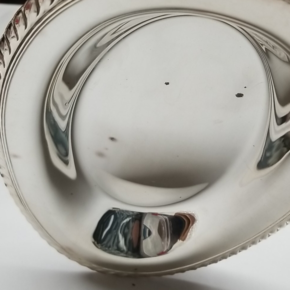 Lot of 2 WM Roger's Silverplate Oval Platters 12" x 7 " - Picture 2 of 12